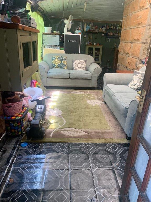 5 Bedroom Property for Sale in Ladybrand Free State